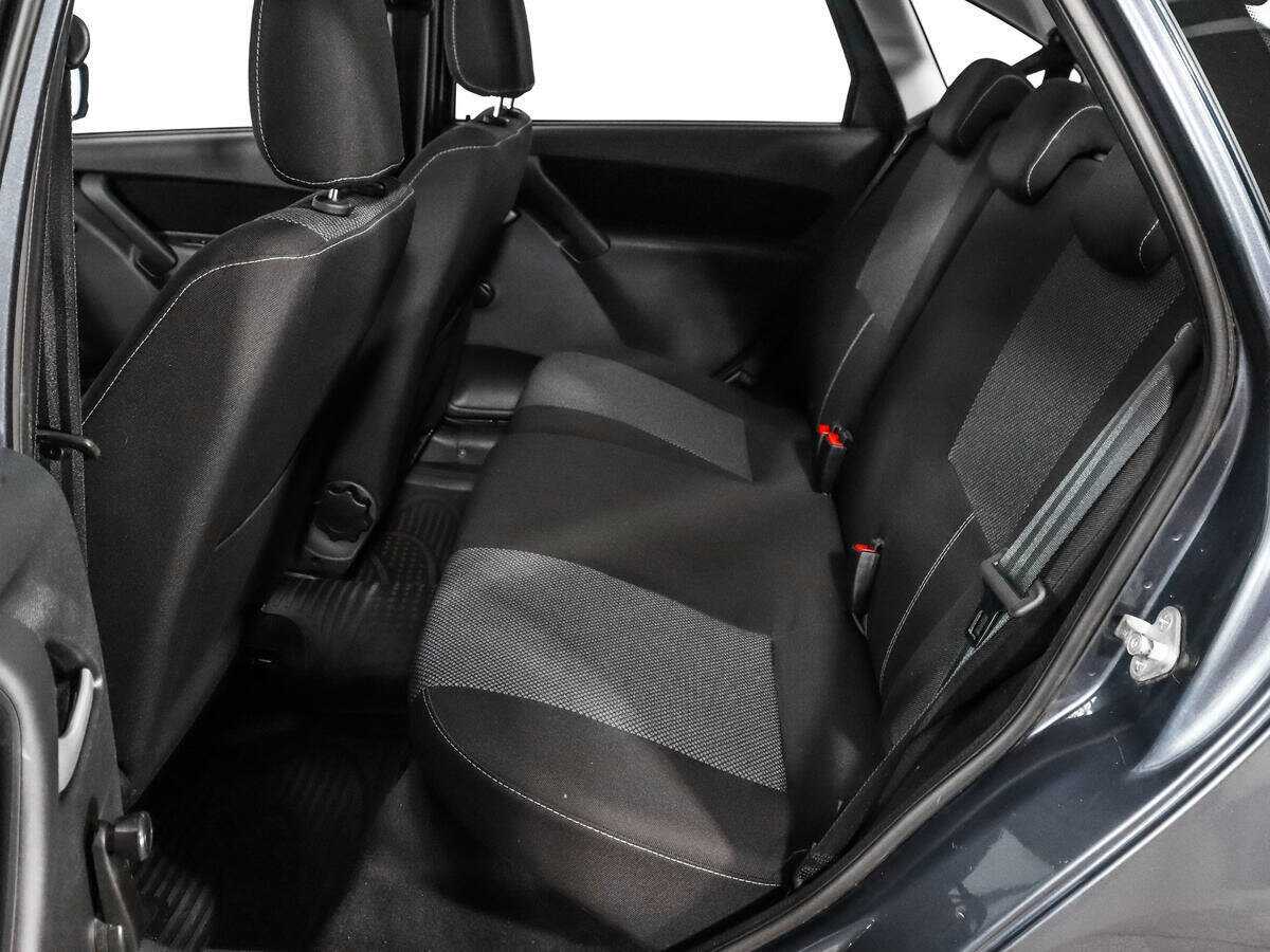 Лада (ВАЗ) Гранта б/у, 2015, Механическая. Фото: #9