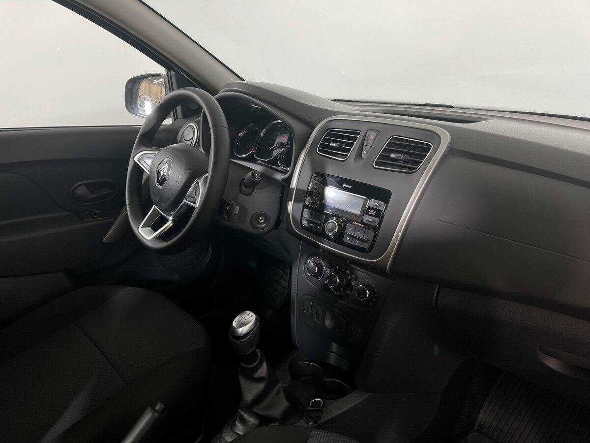 Рено Логан б/у, 2021, Механическая. Фото: #6