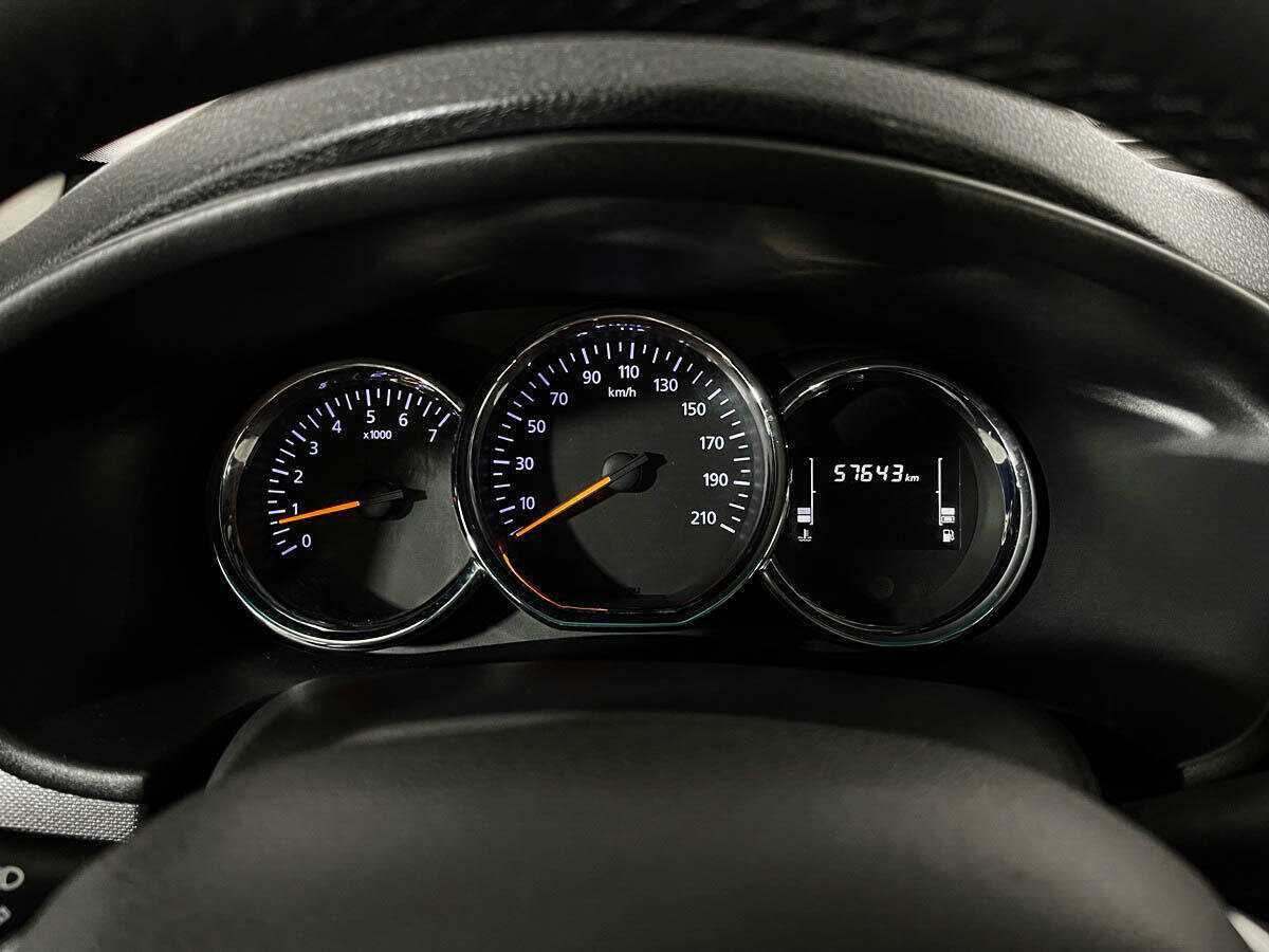 Рено Логан б/у, 2020, Механическая. Фото: #10