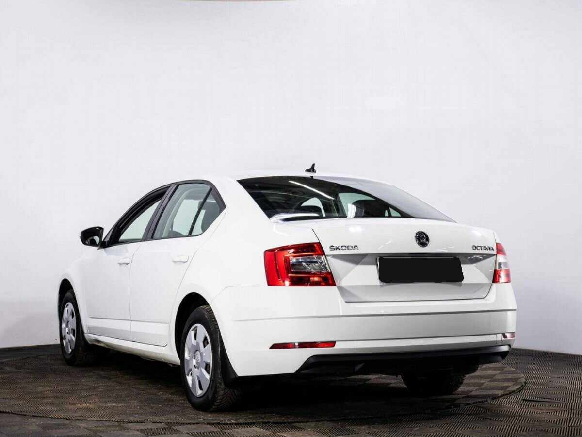 Шкода Октавия б/у, 2019, Механическая. Фото: #3