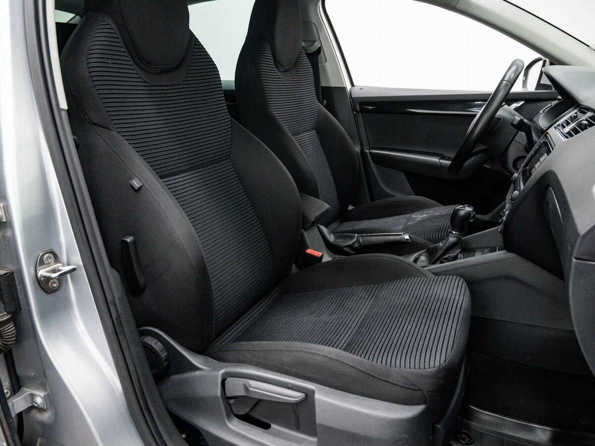 Шкода Октавия б/у, 2015, Роботизированная. Фото: #4