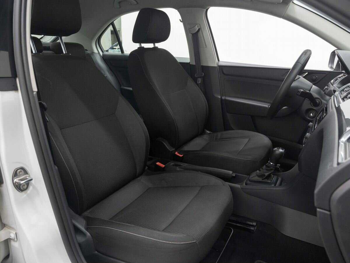 Шкода Рапид б/у, 2015, Автоматическая. Фото: #11