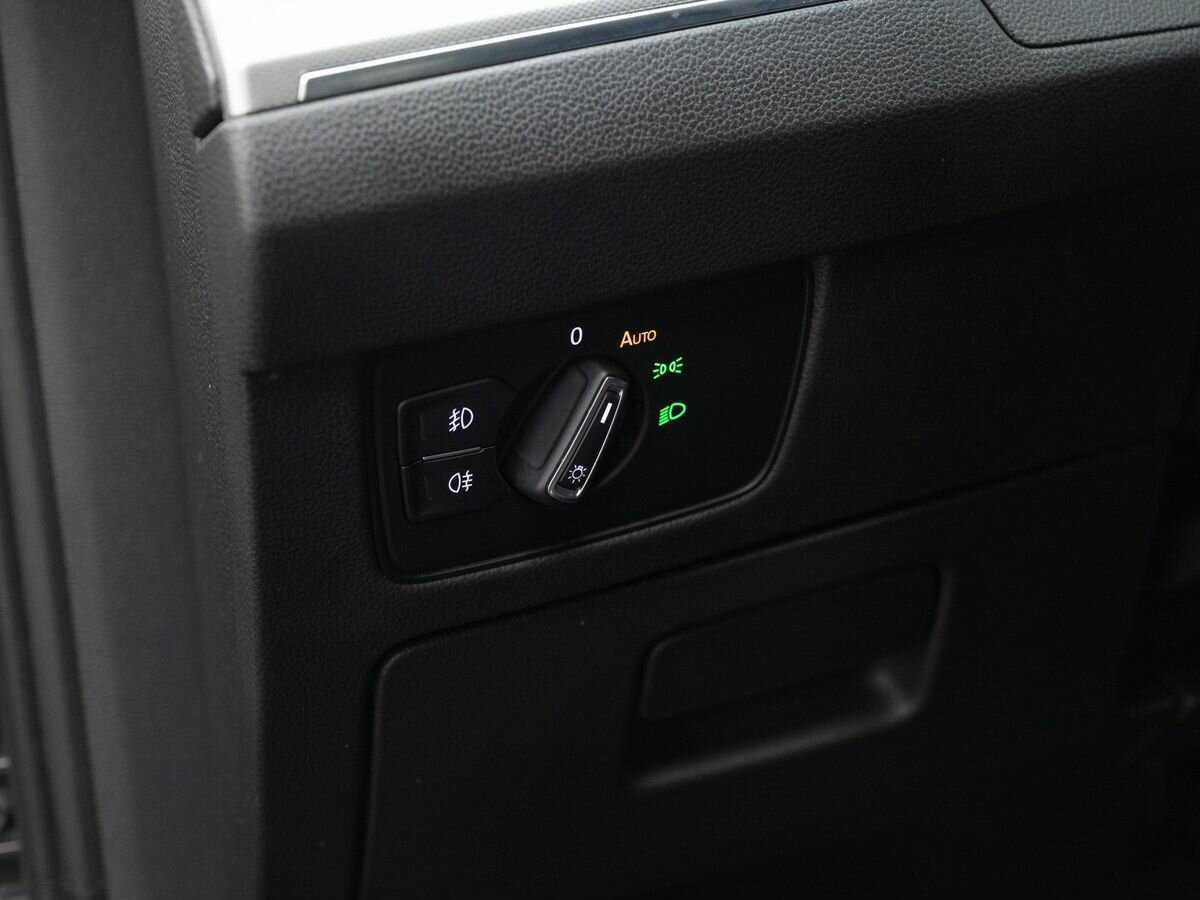 Фольксваген Пассат б/у, 2018, Роботизированная. Фото: #14