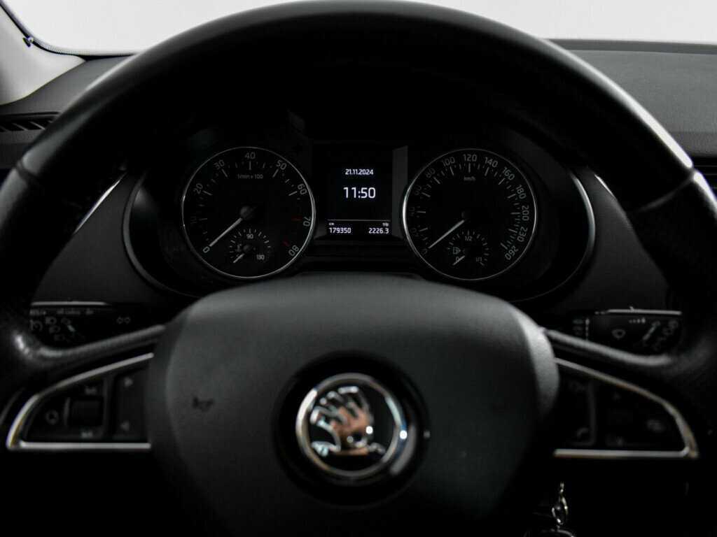 Шкода Октавия б/у, 2014, Роботизированная. Фото: #14