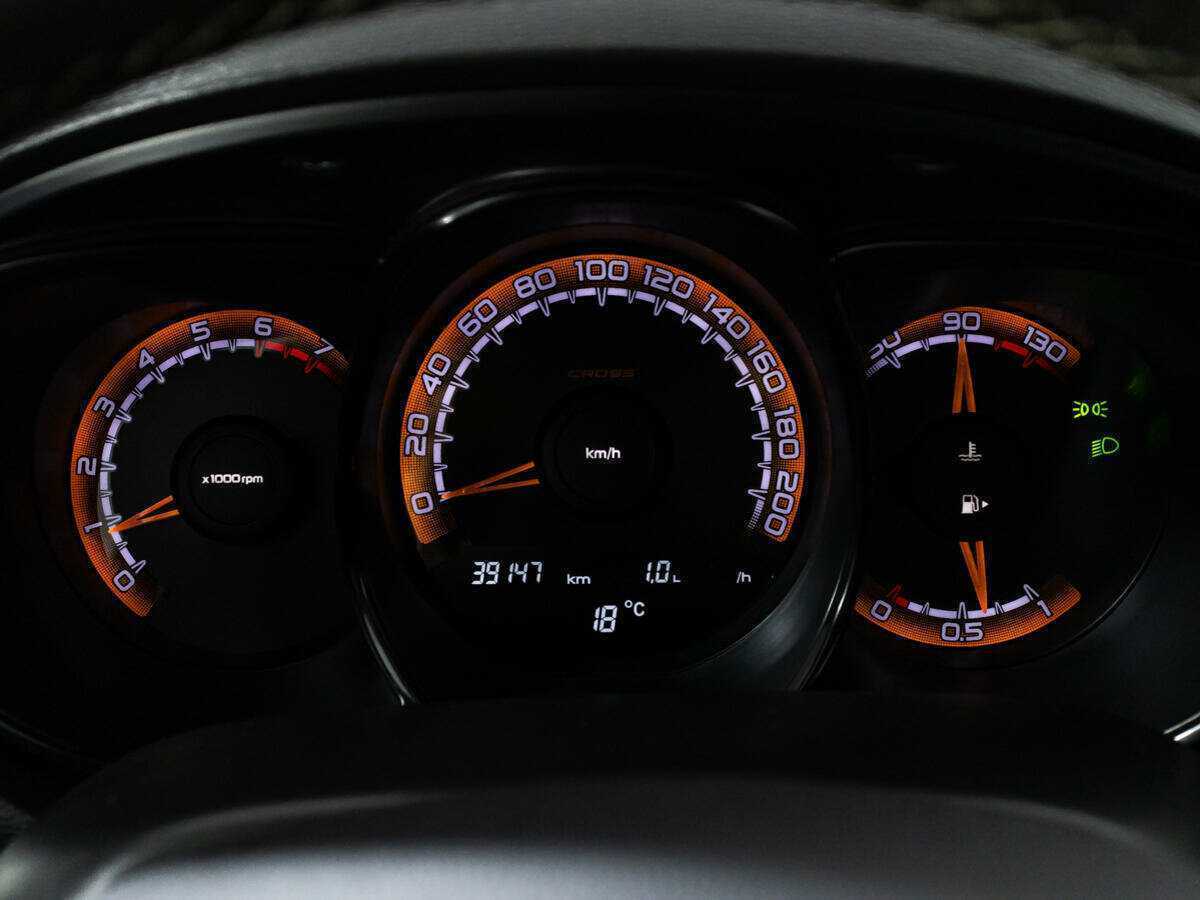 Лада (ВАЗ) Веста б/у, 2021, Механическая. Фото: #11