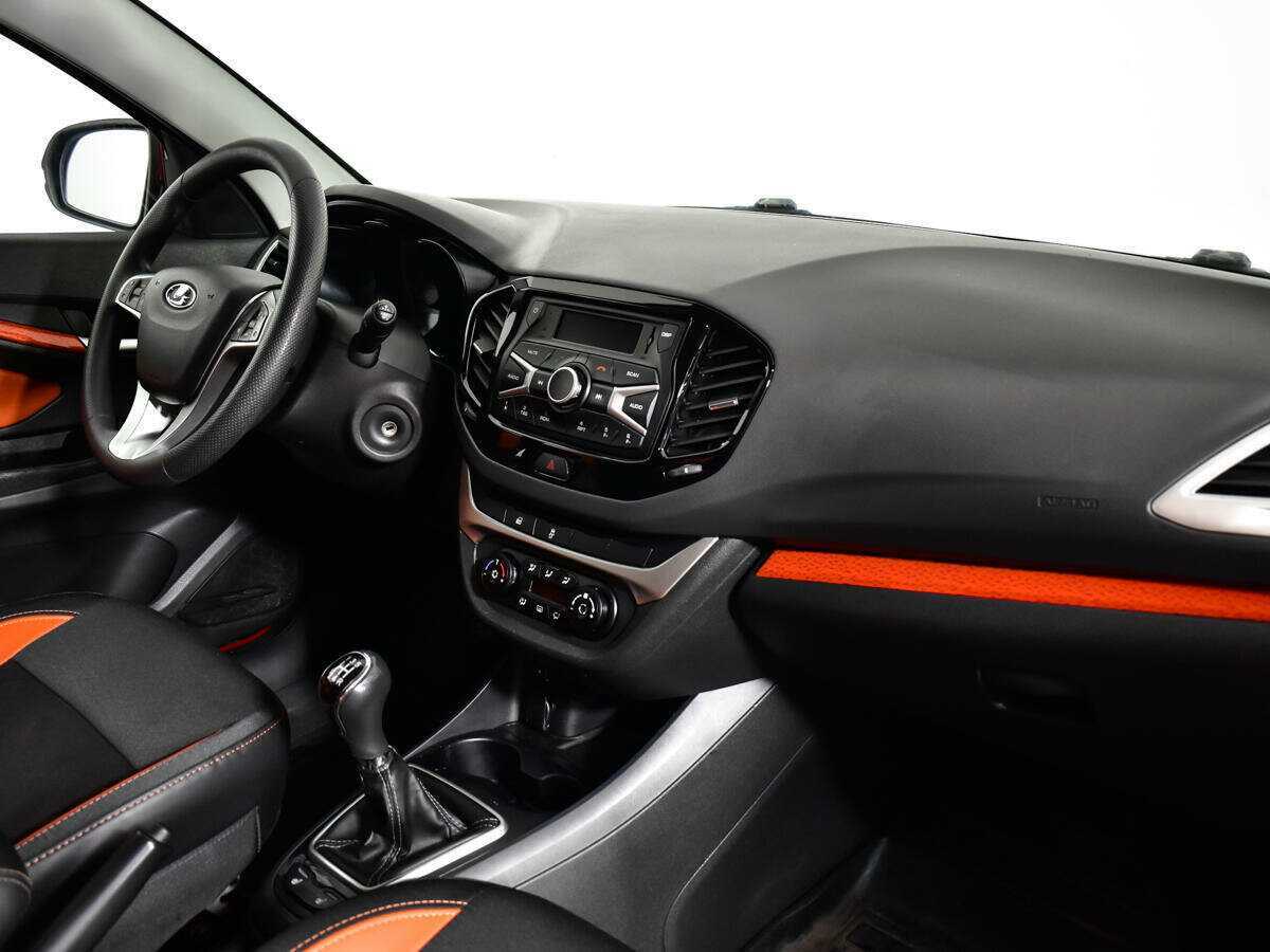 Лада (ВАЗ) Веста б/у, 2020, Механическая. Фото: #5