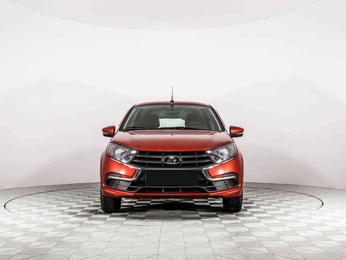 Лада (ВАЗ) Гранта б/у, 2021, Механическая. Фото: #1