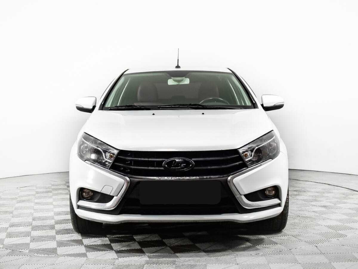 Лада (ВАЗ) Веста б/у, 2016, Механическая. Фото: #1