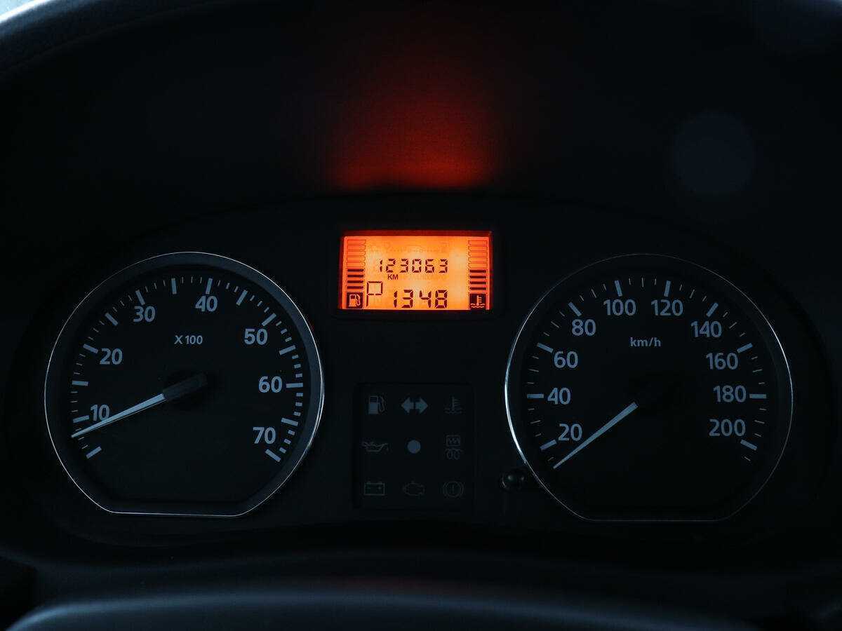 Ниссан Альмера б/у, 2013, Автоматическая. Фото: #9