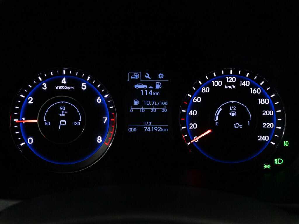 Хендай ай40 б/у, 2015, Автоматическая. Фото: #11