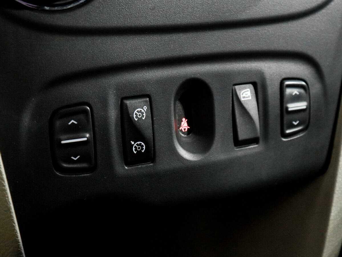 Рено Логан б/у, 2016, Механическая. Фото: #14