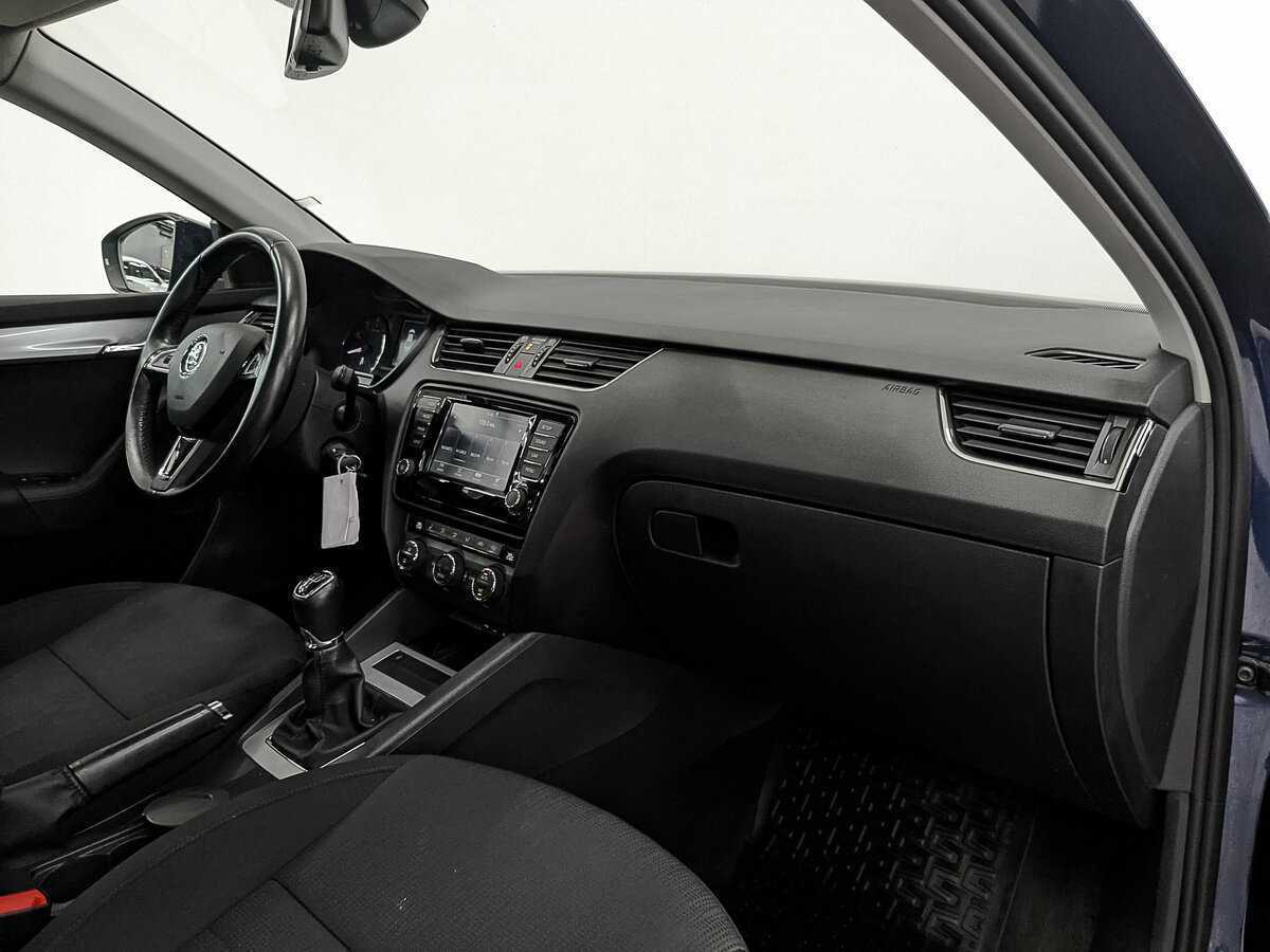 Шкода Октавия б/у, 2015, Механическая. Фото: #11