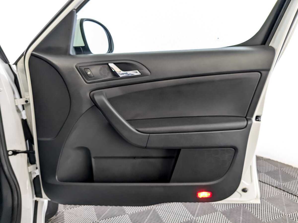 Шкода Йети б/у, 2016, Роботизированная. Фото: #22