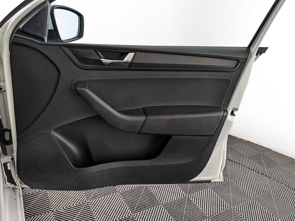 Шкода Рапид б/у, 2019, Механическая. Фото: #23