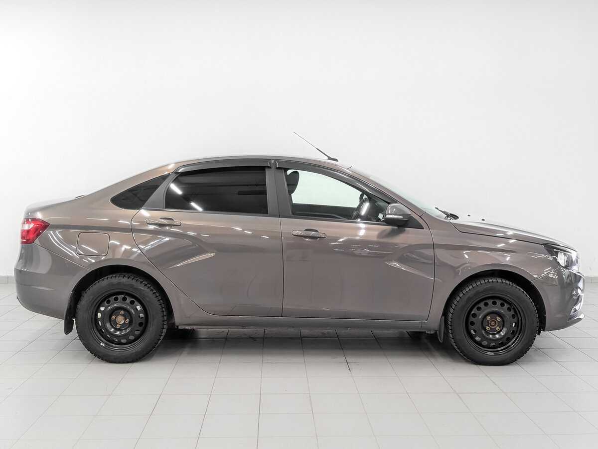 Лада (ВАЗ) Веста б/у, 2017, Механическая. Фото: #3