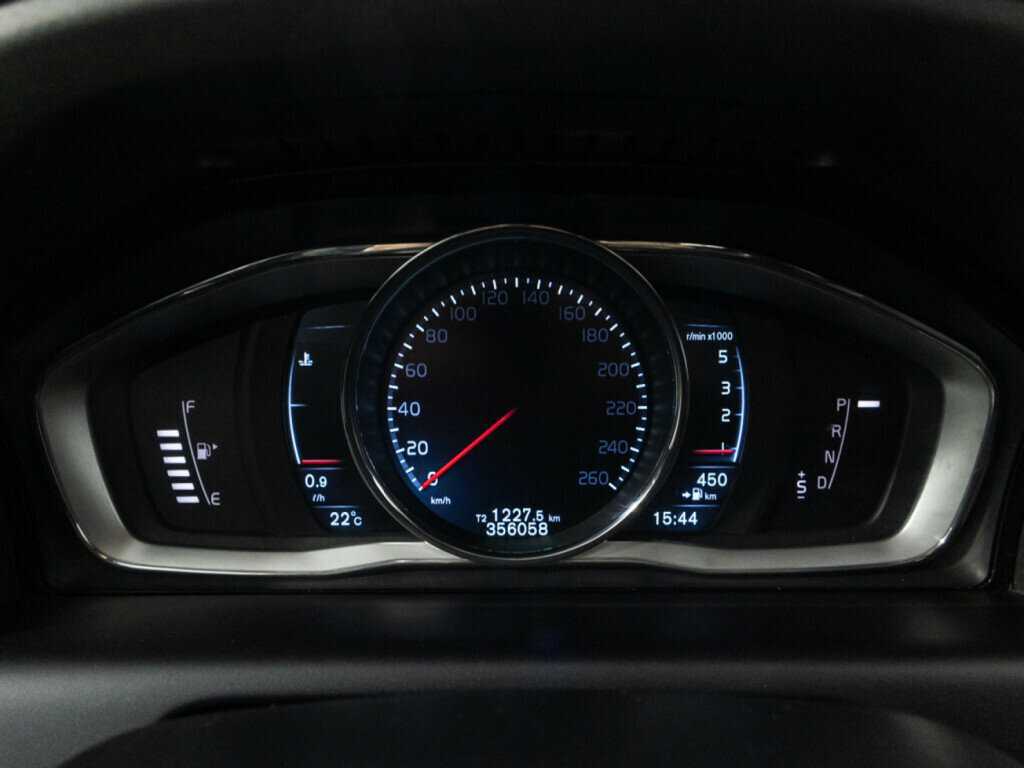 Вольво ИксЦ60 б/у, 2014, Автоматическая. Фото: #11