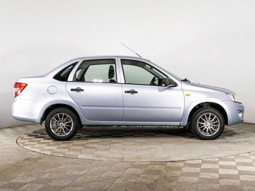 Лада (ВАЗ) Гранта б/у, 2013, Механическая. Фото: #3