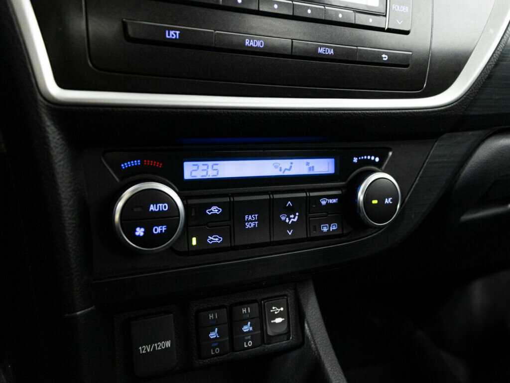 Тойота Аурис б/у, 2013, Вариатор. Фото: #14