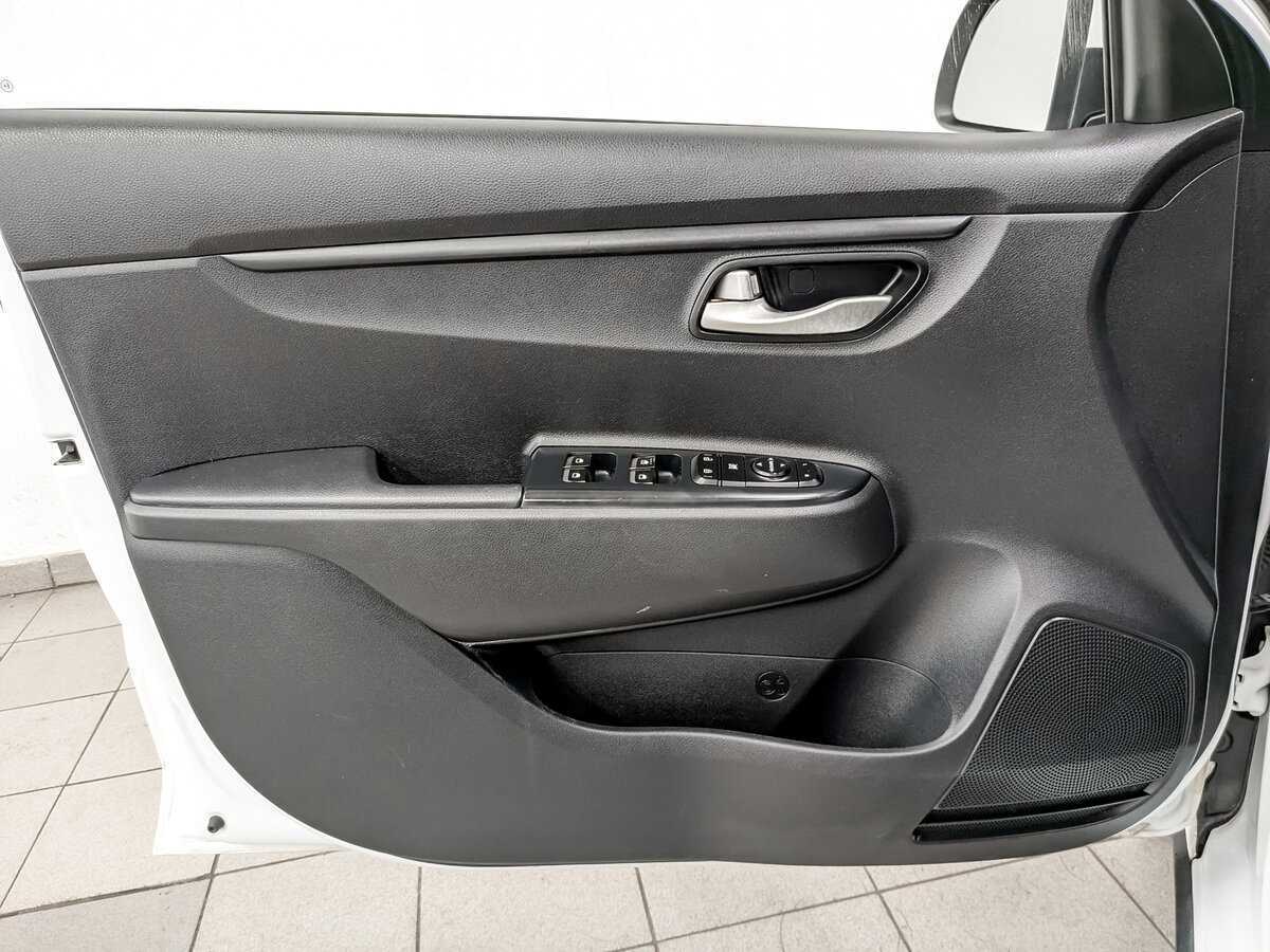 Киа Рио б/у, 2020, Автоматическая. Фото: #18