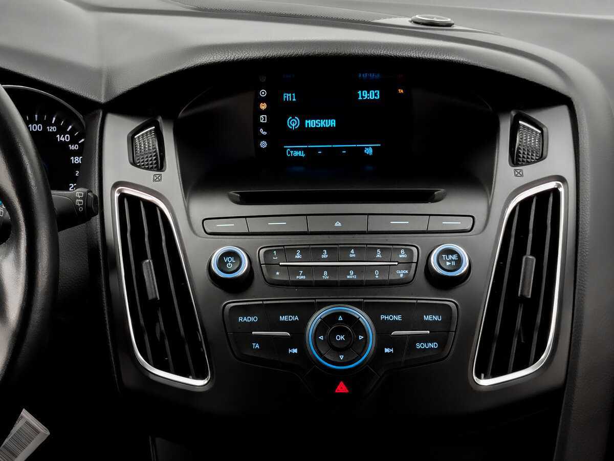 Форд Фокус б/у, 2017, Роботизированная. Фото: #14