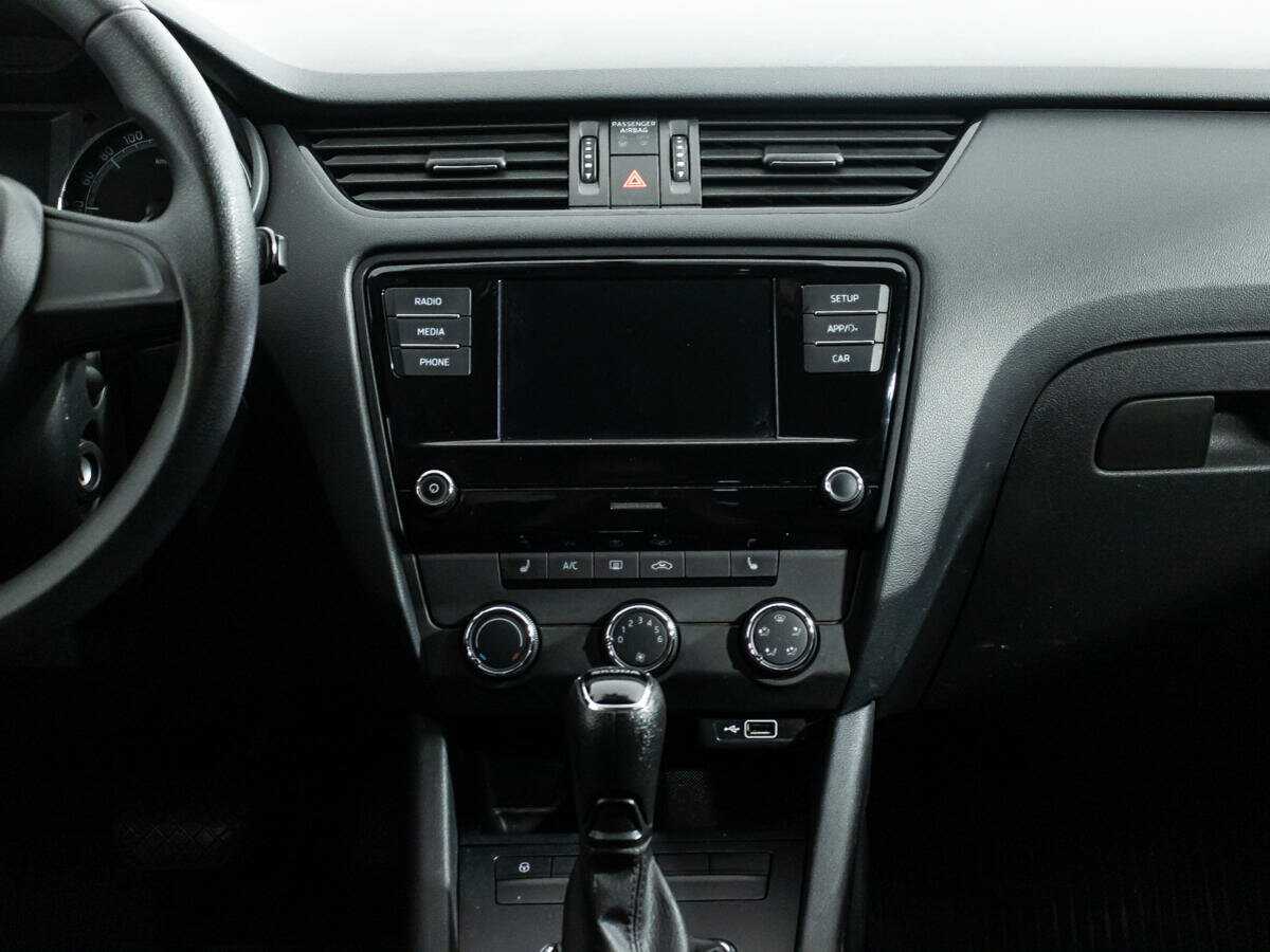 Шкода Октавия б/у, 2018, Автоматическая. Фото: #13