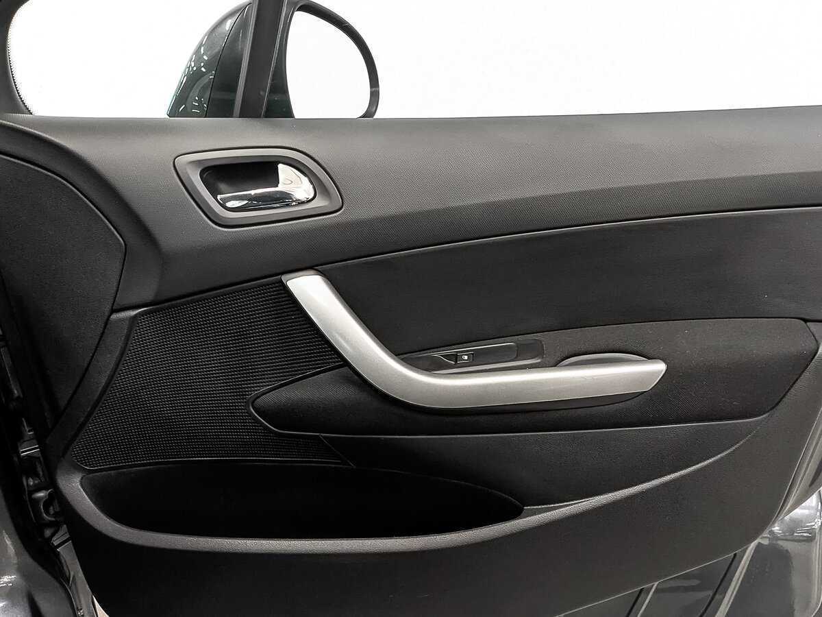 Пежо 308 б/у, 2012, Автоматическая. Фото: #21