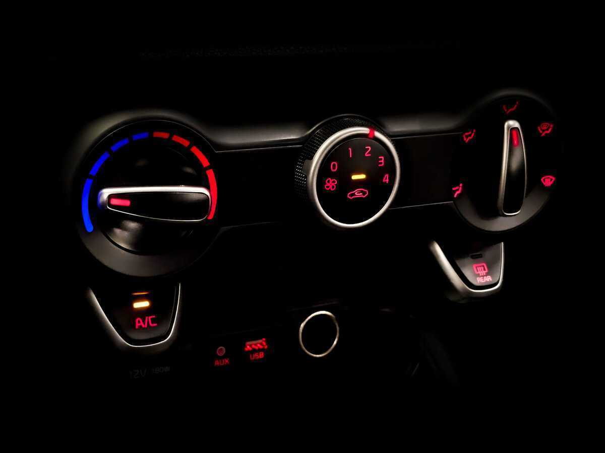 Киа Рио б/у, 2018, Автоматическая. Фото: #22