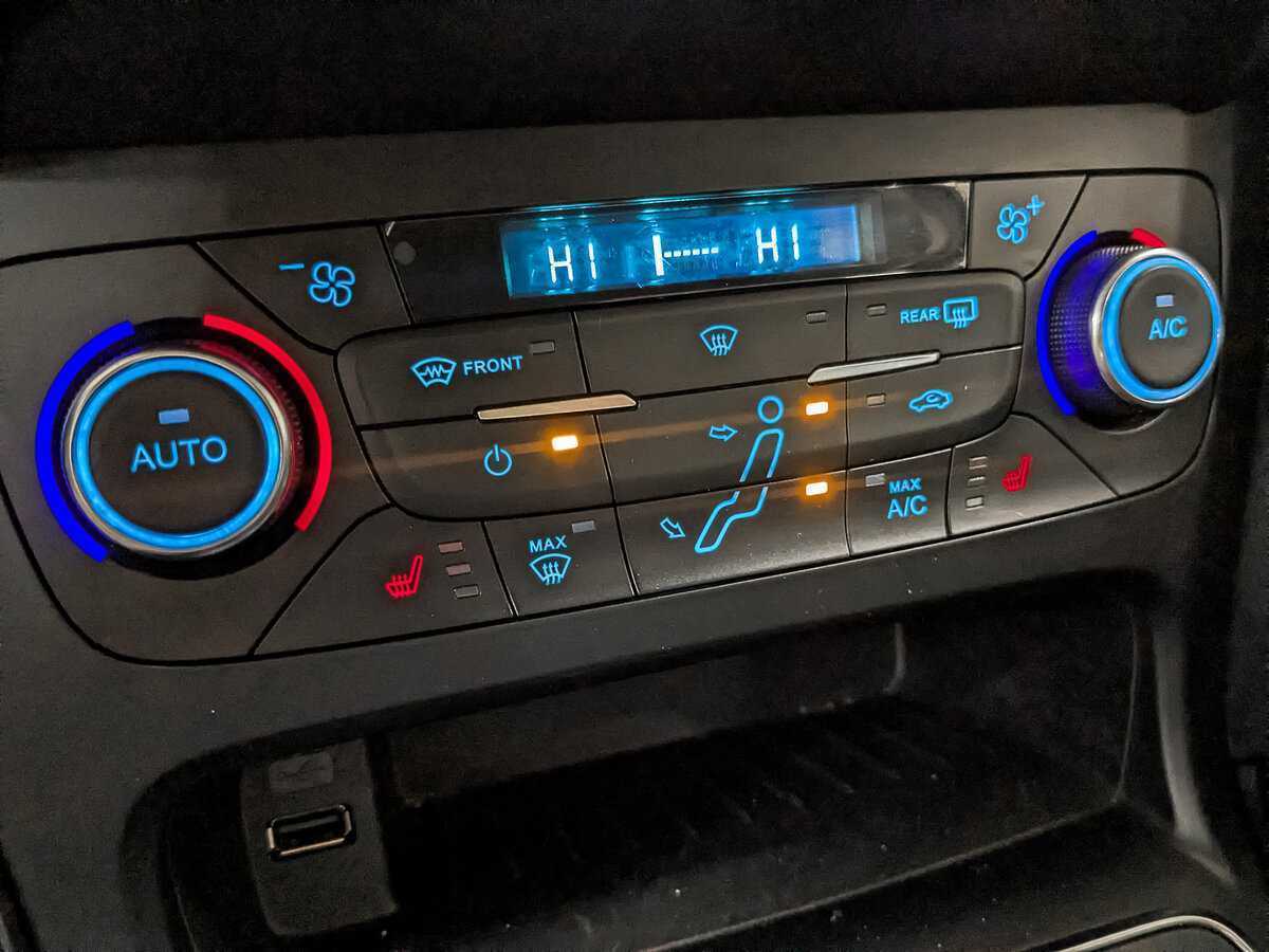 Форд Фокус б/у, 2016, Автоматическая. Фото: #20