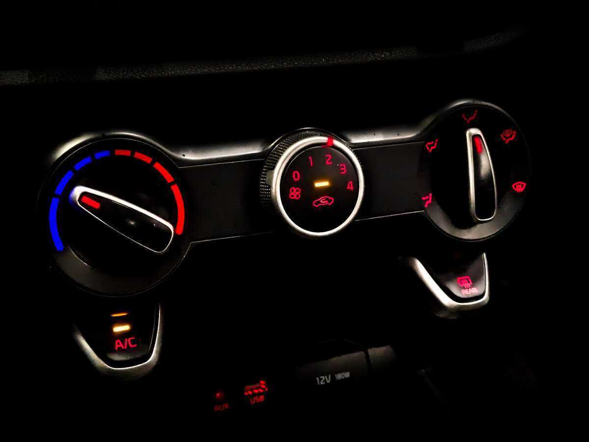 Киа Рио б/у, 2020, Автоматическая. Фото: #20