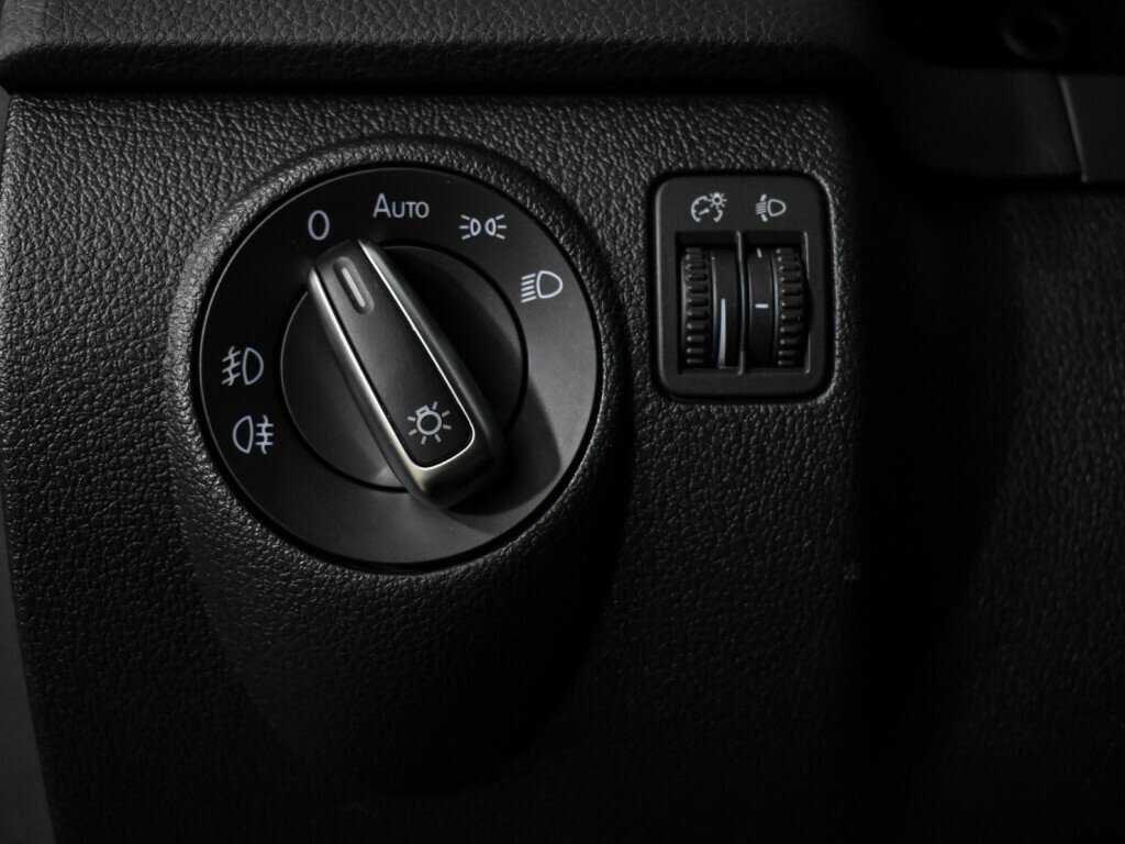 Фольксваген Тигуан б/у, 2016, Роботизированная. Фото: #9