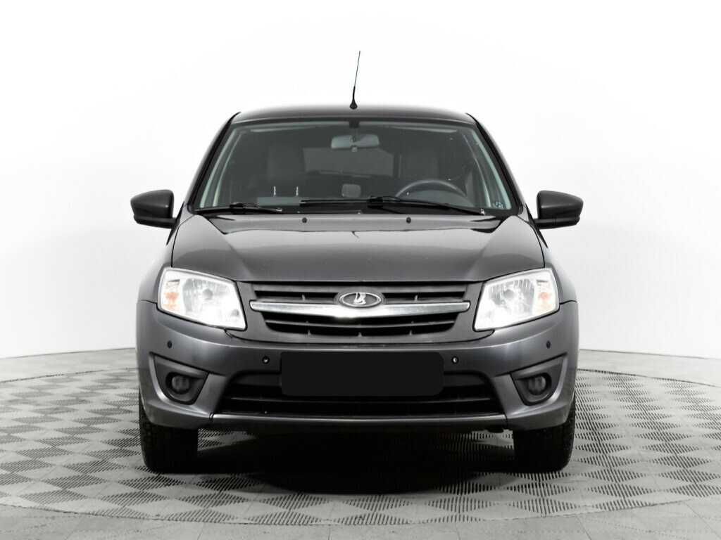 Лада (ВАЗ) Гранта б/у, 2018, Механическая. Фото: #1