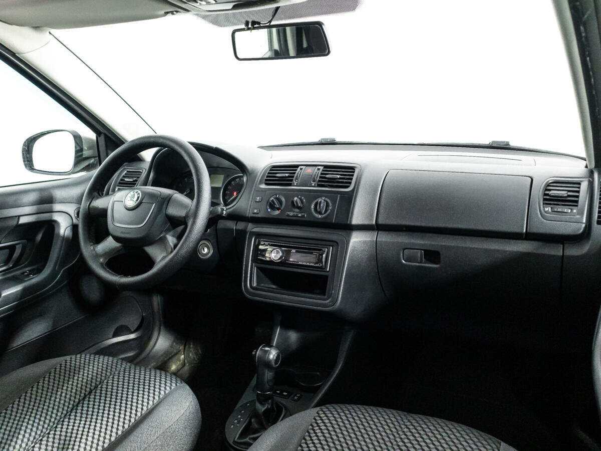 Шкода Фабия б/у, 2012, Автоматическая. Фото: #8