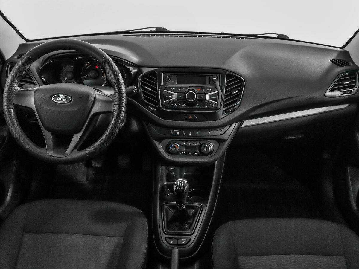 Лада (ВАЗ) Веста б/у, 2017, Механическая. Фото: #11