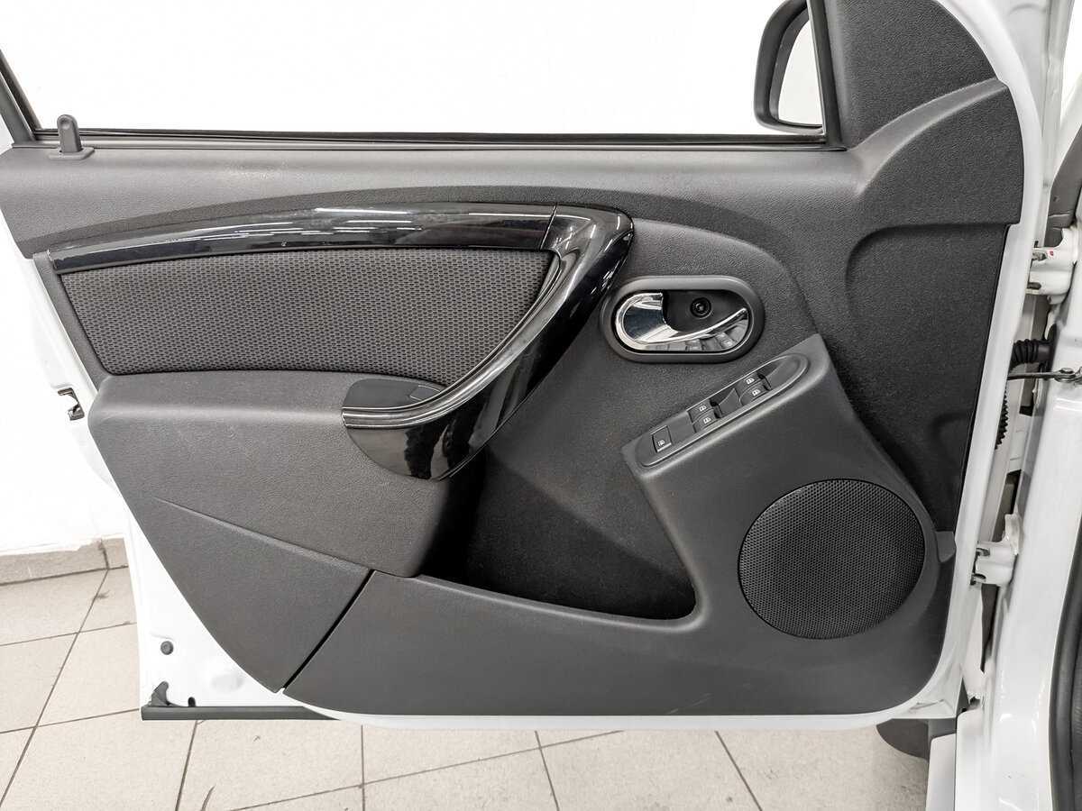 Рено Дастер б/у, 2020, Механическая. Фото: #17