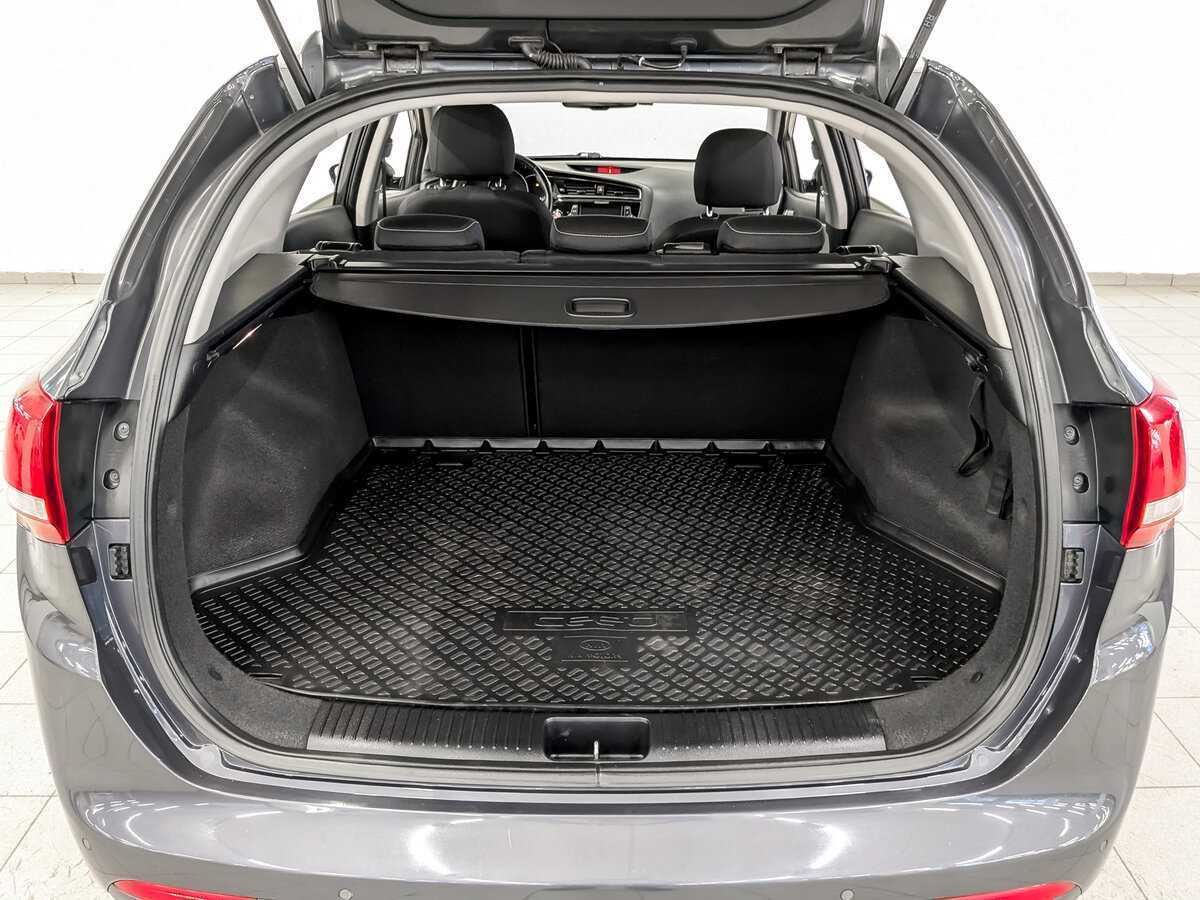 Киа Сид б/у, 2018, Роботизированная. Фото: #9