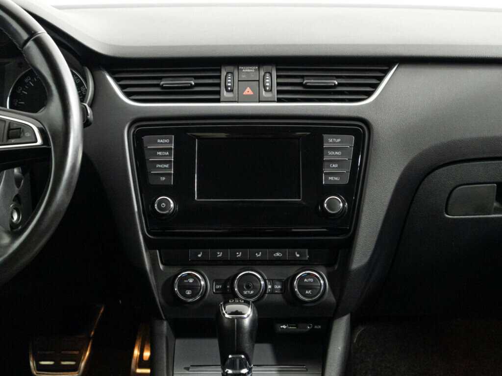 Шкода Октавия б/у, 2014, Роботизированная. Фото: #13