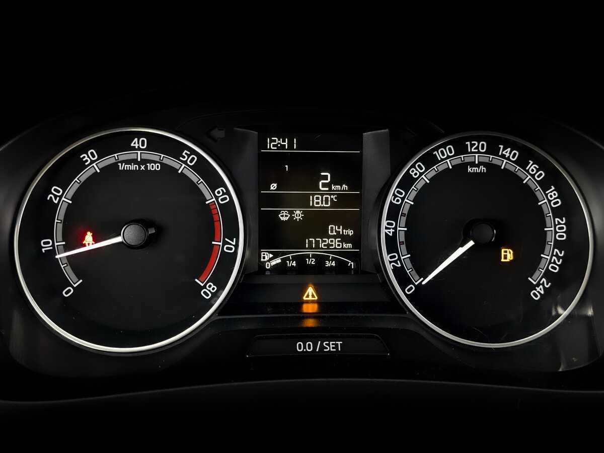 Шкода Рапид б/у, 2017, Механическая. Фото: #12