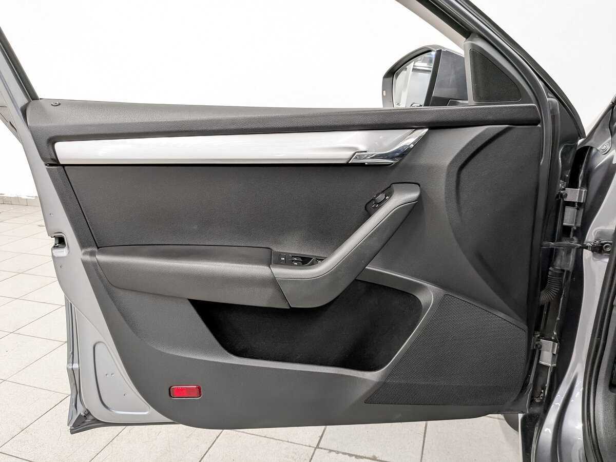 Шкода Октавия б/у, 2016, Роботизированная. Фото: #18