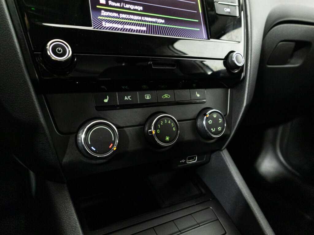 Шкода Октавия б/у, 2018, Автоматическая. Фото: #15