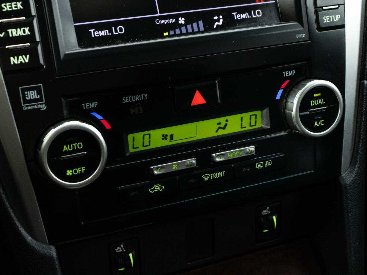 Тойота Камри б/у, 2012, Автоматическая. Фото: #18