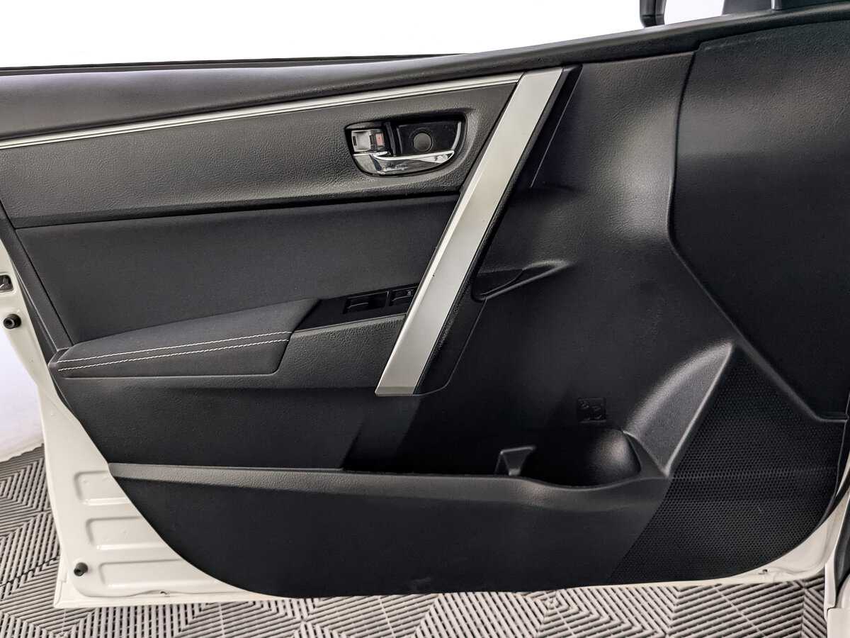 Тойота Королла б/у, 2014, Вариатор. Фото: #16