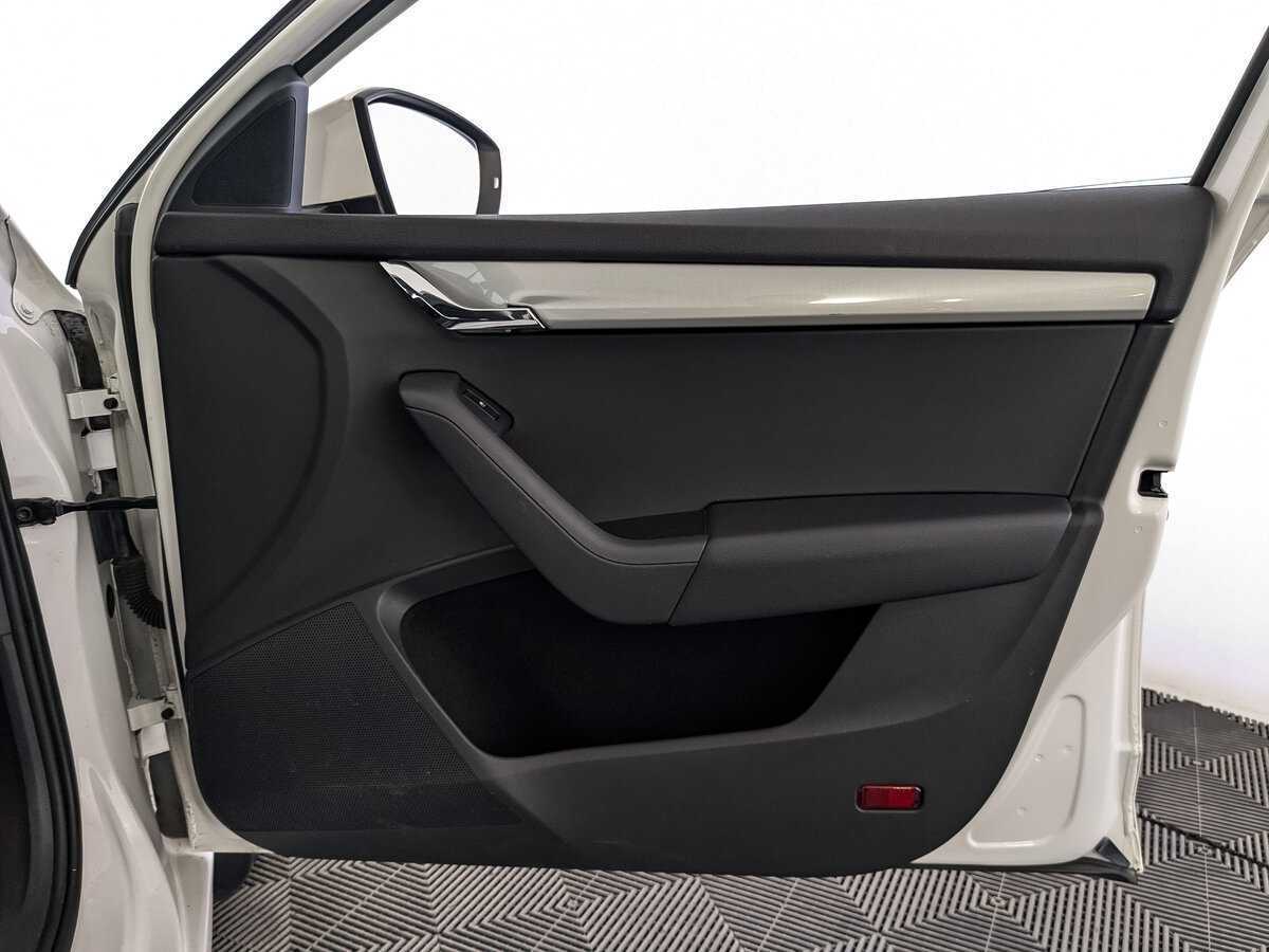 Шкода Октавия б/у, 2016, Автоматическая. Фото: #23