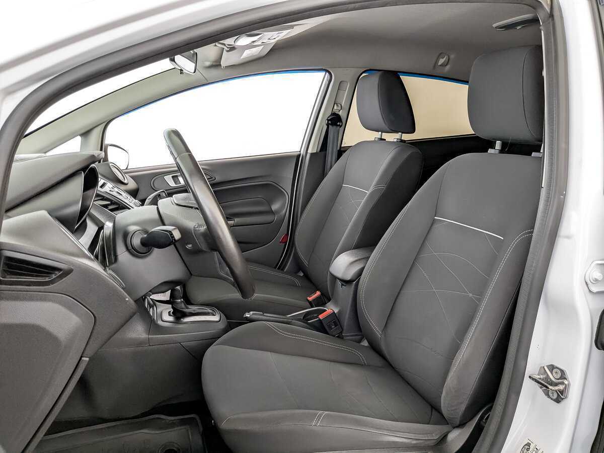 Форд Фиеста б/у, 2017, Роботизированная. Фото: #19