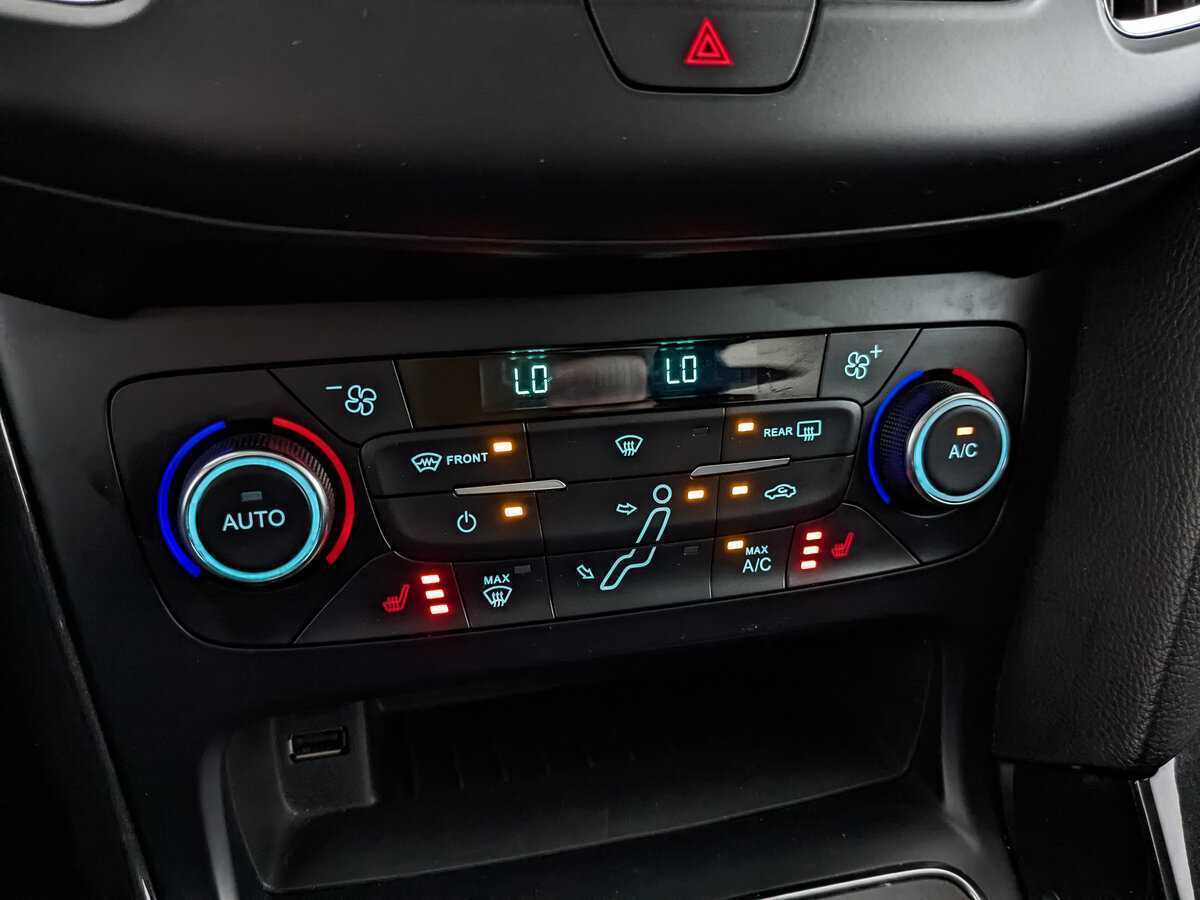 Форд Фокус б/у, 2017, Автоматическая. Фото: #20