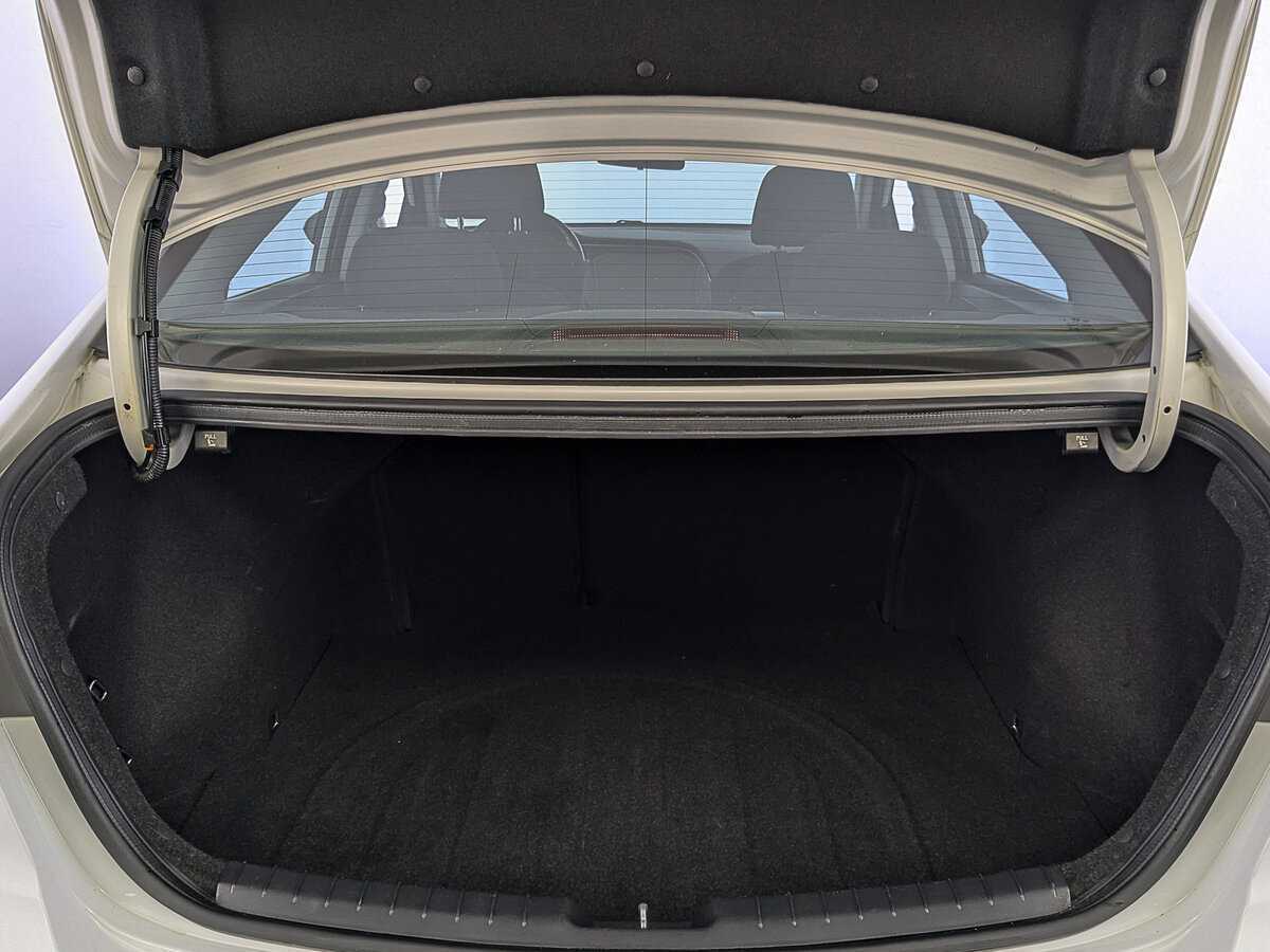 Хендай Елантра б/у, 2018, Автоматическая. Фото: #9