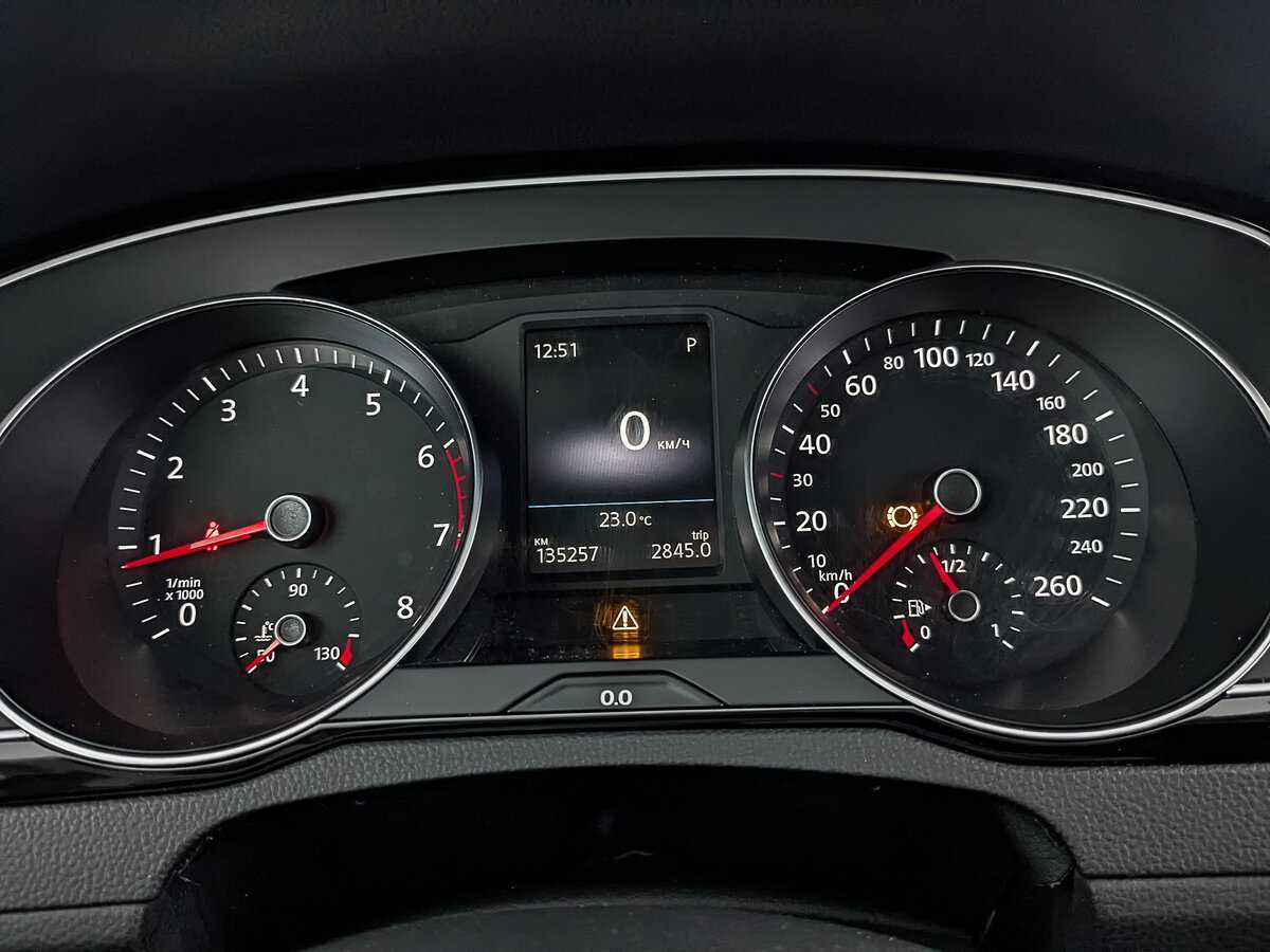 Фольксваген Пассат б/у, 2016, Роботизированная. Фото: #12