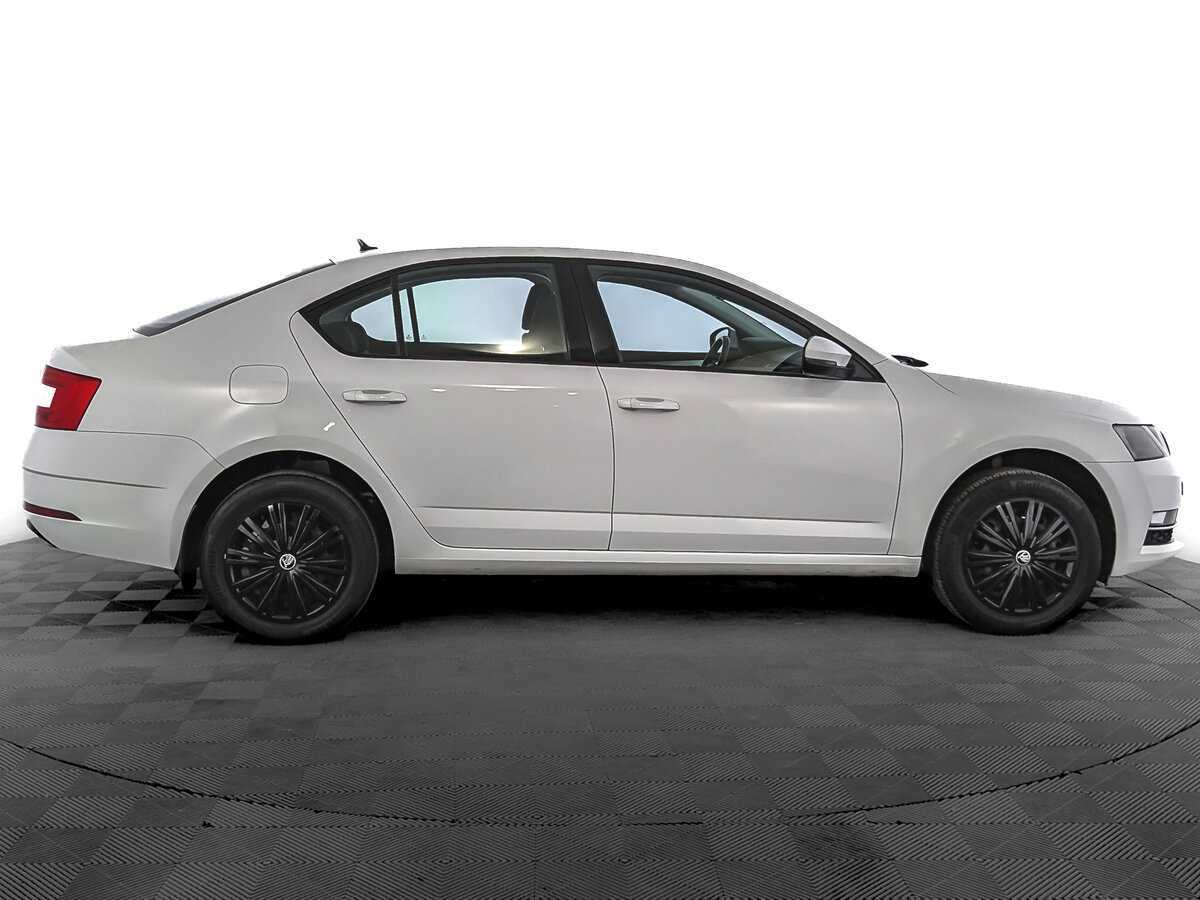 Шкода Октавия б/у, 2018, Автоматическая. Фото: #3