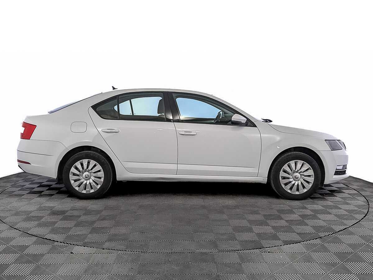 Шкода Октавия б/у, 2019, Механическая. Фото: #3