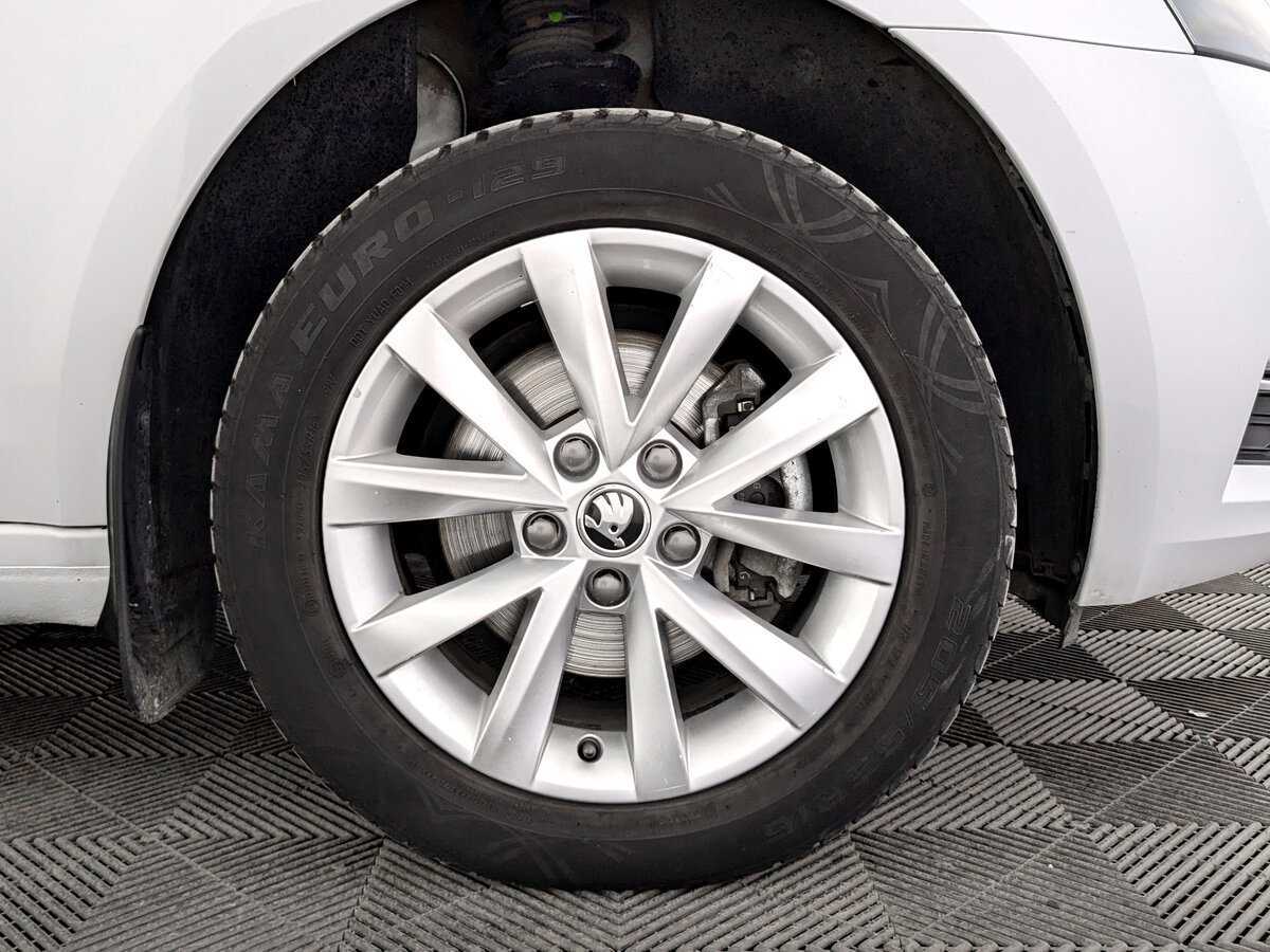 Шкода Октавия б/у, 2019, Механическая. Фото: #16