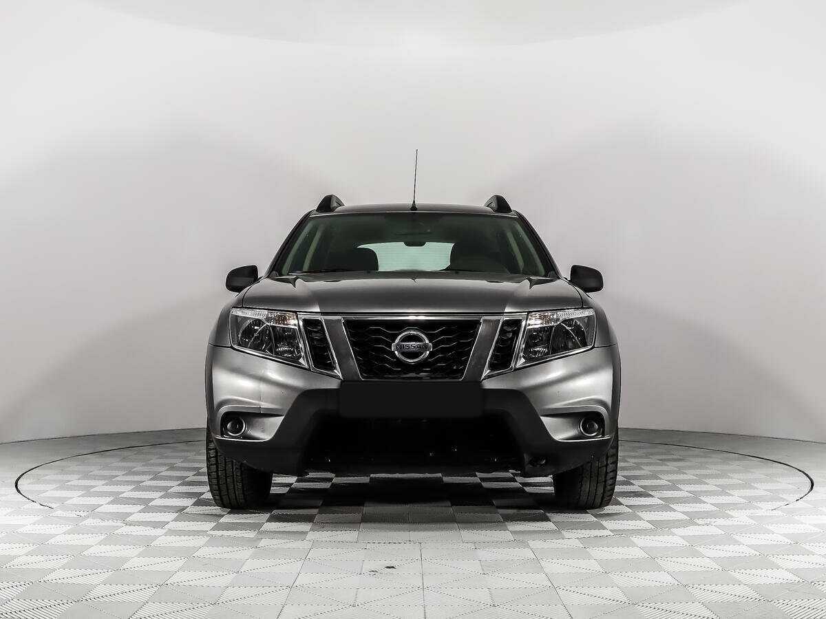 Ниссан Террано б/у, 2014, Автоматическая. Фото: #1